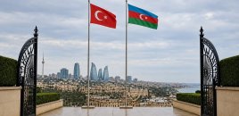 Bir aylıq "qardaş" qaralama kampaniyası