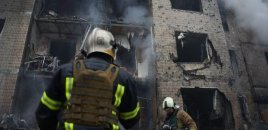 Rusiya Kiyevə ballistik raketlə zərbə endirib, ölən var