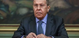 “Zelenski Putinlə görüşmək istəyirsə, bura gəlsin” - Lavrov