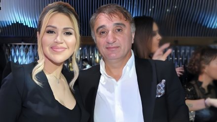 Rəqsanə həyat yoldaşından boşanıb?