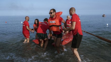 İtaliya sahillərində qayığın batması nəticəsində 26 nəfər ölüb