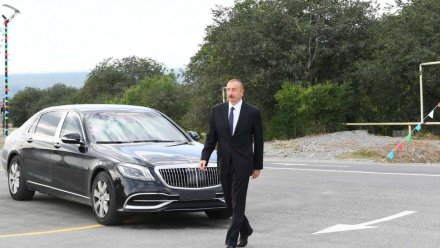 "Belə avtomobillə heç yerə getmərəm" - Prezident