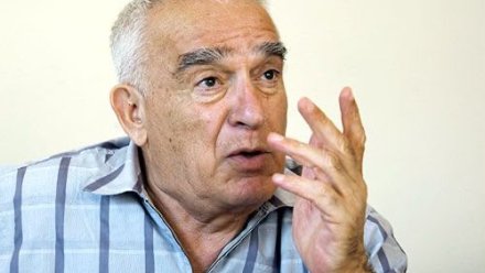 Çingiz Əlioğlu vəfat etdi