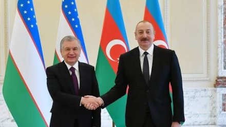 İlham Əliyev Şavkat Mirziyoyevi təbrik etdi
