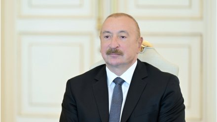 Prezident icra başçısını vəzifəsindən azad etdi