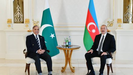 Şahbaz Şərif İlham Əliyevə zəng etdi