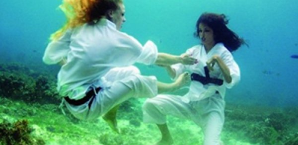 Su altındakı modellər - FOTOSESSİYA