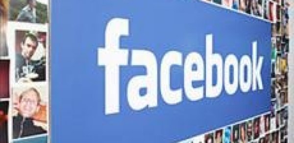 Facebook istifadəçisinə səhvə görə 7 min dollar ödədi