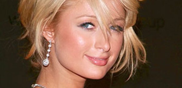 Paris Hilton Bakıya gəlir