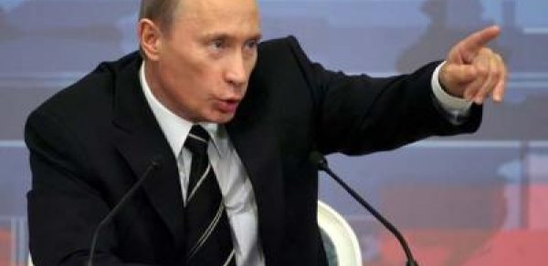 Putin: "İstəsəydim, 2008-ci ildə üçüncü dəfə prezident seçilə bilərdim"