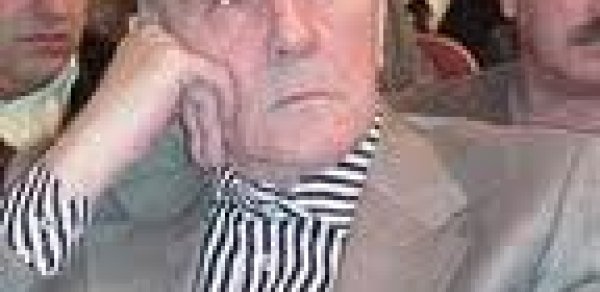 Azərbaycanlı aktyorun oğlu nikahdankənar doğulub