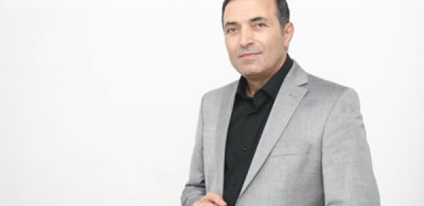 Xalq artisti qızını gəlin köçürür