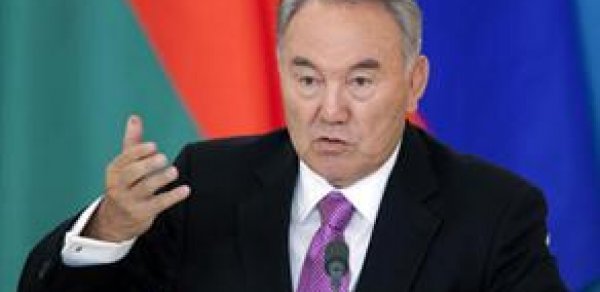 Nazarbayev İrana qarşı hərbi əməliyyatların əleyhinədir