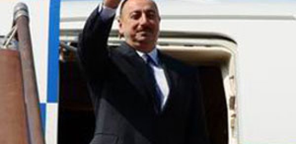 İlham Əliyev Rusiyaya işgüzar səfərə getdi
