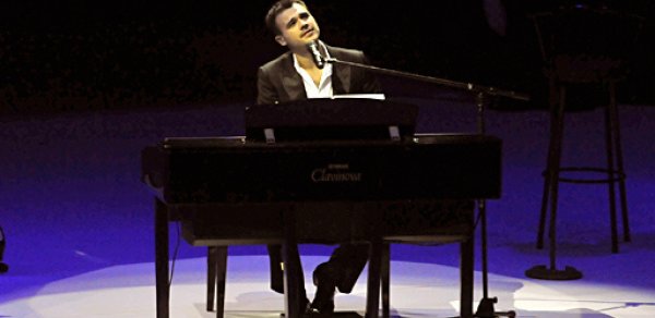 Bakıda Emin Ağalarovun konserti keçirildi (FOTOLAR)