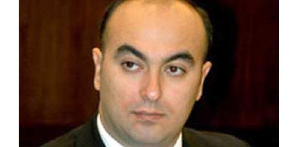 Elnur Aslanov: 