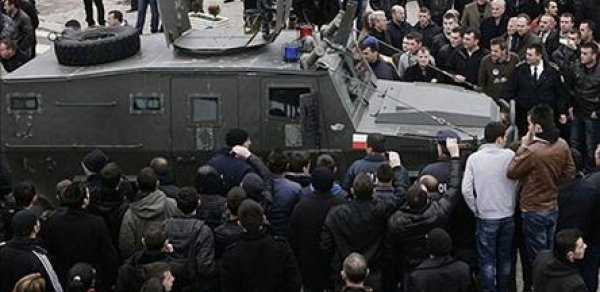 Kosovoda böyük gərginlik