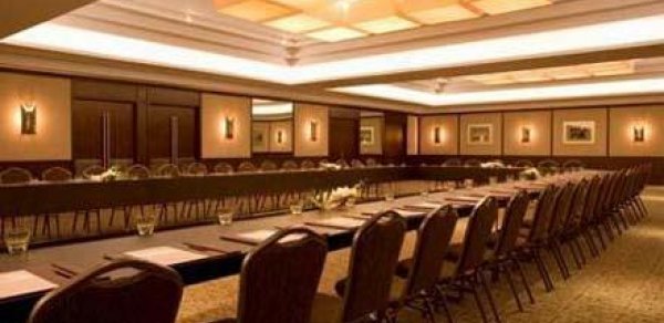 Rüstəm İbrahimbəyov “Hyatt Regency” otelindən ABŞ-a şikayət edəcək