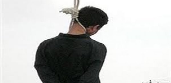 23 yaşlı gənc özünü asdı
