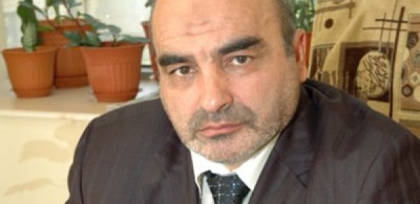 İslam Demokrat partiyasının sədri: 