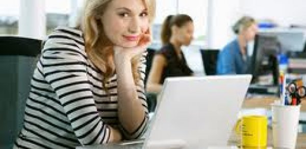 Bakıda qızlar üçün açılan internet klubda pornoqrafik saytlara qadağa qoyuldu