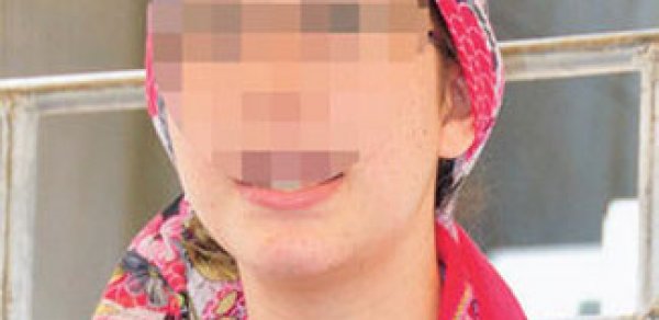 “Facebook” 15 yaşlı qızın başına oyun açdı - FOTO