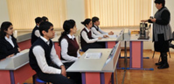 Bakının orta məktəblərində elektron kartlar tətbiq ediləcək