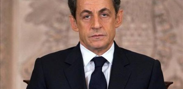 Sarkozidən dövlət rəsmilərinə təzyiq