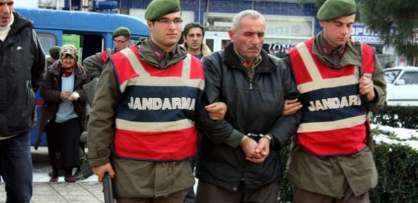 Valideynləri 45 günlük körpəni heyvanlara yem etdi - FOTO