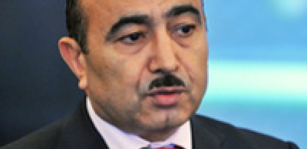 Əli Həsənov: Erməni lobbisinin dəstəyi ilə işləyən mərkəzlər Azərbaycan-Türkiyə münasibətlərini pozmaq istəyir