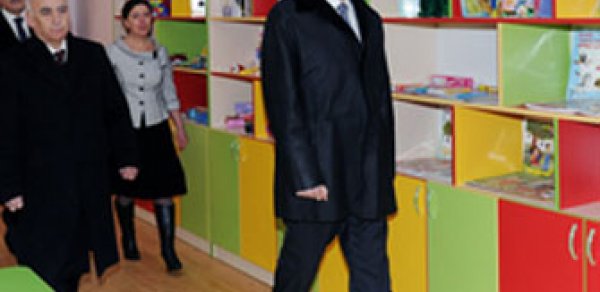 Prezident uşaq baxçasının açılışında oldu - FOTOLAR