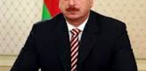 İlham Əliyev BƏƏ-nin xarici işlər nazirini qəbul edib