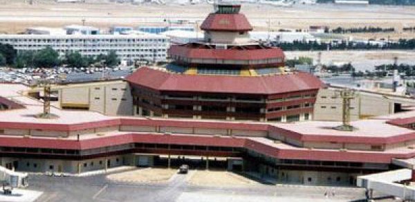 Heydər Əliyev Beynəlxalq Aeroportunun ərazisini su basıb