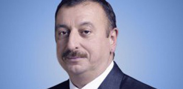 Prezidentdən qadınlara 