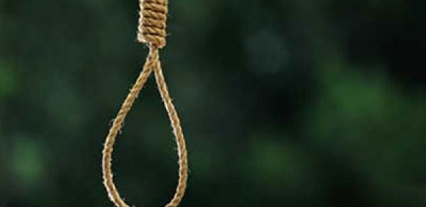 Bakıda 60 yaşlı kişi özünü asdı