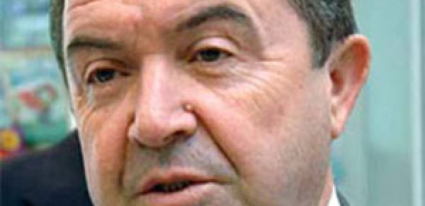 Misir Mərdanov dərslərin vaxtının dəyişdirilməsindən danışdı