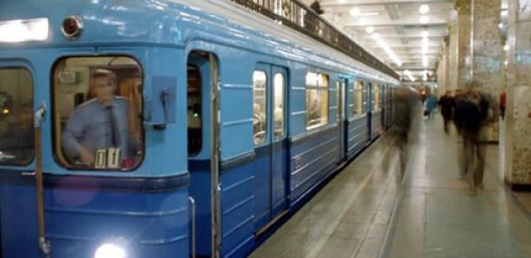 Metroda növbəti problemli gün