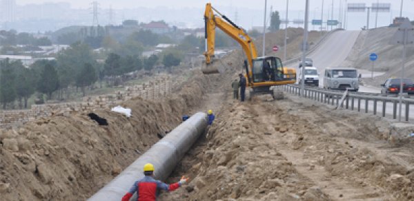Sumqayıtın su boruları dəyişdirilir