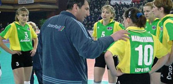Millimizin baş məşqçisi əməliyyat olundu