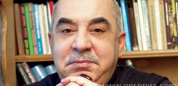Yaşar Nurinin səhhətində son durum