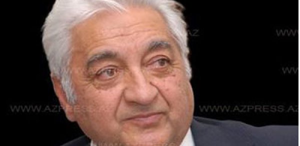 Akademikə orden təqdim olundu