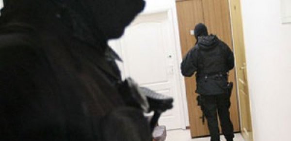 İrandan Azərbaycana silah-sursat daşıyanlar tutuldu