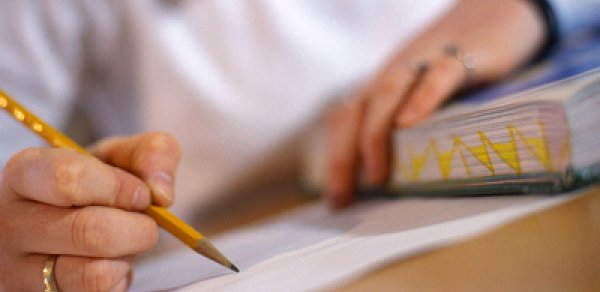 Abituriyentlərin sınaqdan 700 bal yığmaq üçün etdikləri fırıldaqlar