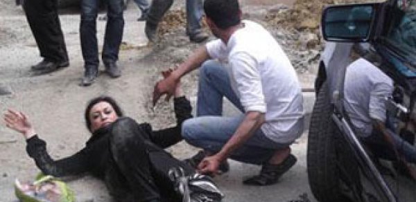 Bakıda dəhşət: Qadının ayağı parça-parça oldu - FOTO