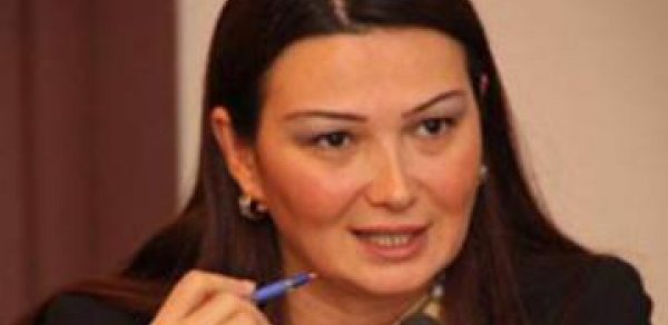 Qənirə Paşayeva: 