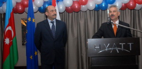 Niderland səfiri Azərbaycanın öhdəliklərindən danışdı
