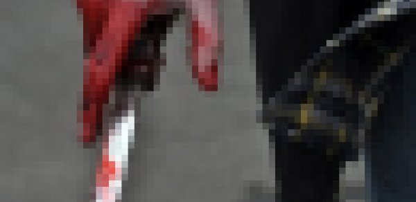 Nişanlısına mesaj yazmış oğlanın qanını tökdü - TƏFƏRRÜAT
