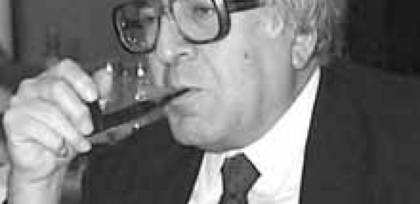 Anar yazır: Yaşamaq zamanı, yazmaq zamanı - ŞEİR