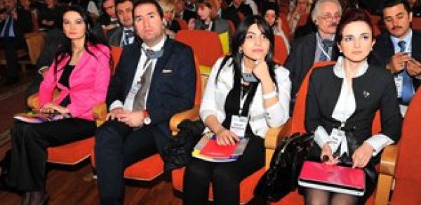 Qənirə Paşayeva 