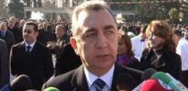 Sumqayıtın icra başçısı məmuru biabır etdi